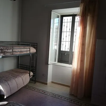 Alojamento de Acomodação e Pequeno-almoço Enjoy Ercolano